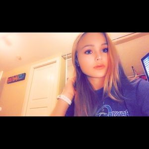 Meet your Posher, Emma